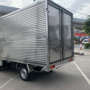 suzuki carry pro thùng kín từ phía sau